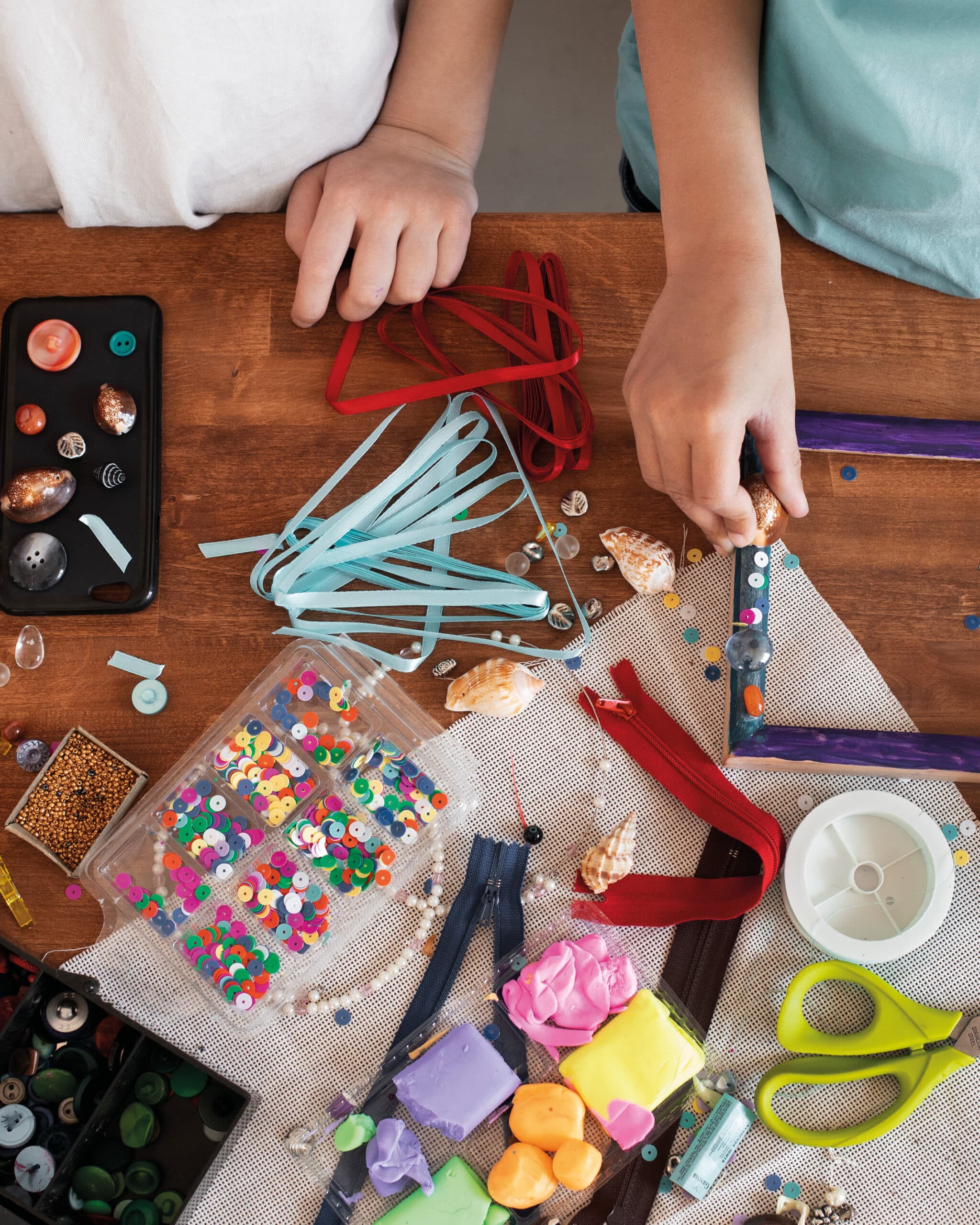 Createlier petits et grands heros WEB